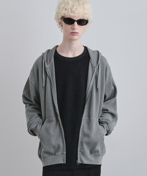 tk.TAKEO KIKUCHI（ティーケータケオキクチ）の「ヴィンテージワッフルジップパーカー（パーカー・メンズ・ブラック/ブルー系その他/ライトグレー・03/02/01/04）」の4枚目の写真