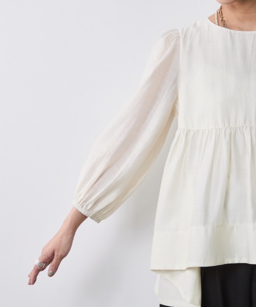 CHIC STYLE(シックスタイル)の「シアーギャザーブラウス<大きいサイズ有>シックスタイル(シャツ/ブラウス・レディース・ネイビー/アイボリー・M/L/LL/3L/4L/5L)」の16枚目の写真