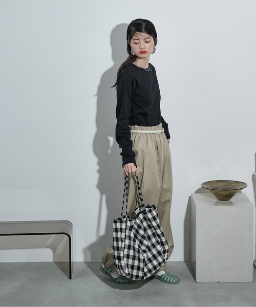 THE YOn（ザヨン）の「ギンガムチェックビッグトート（トートバッグ・レディース・ブルー/ブラック・FREE）」の9枚目の写真