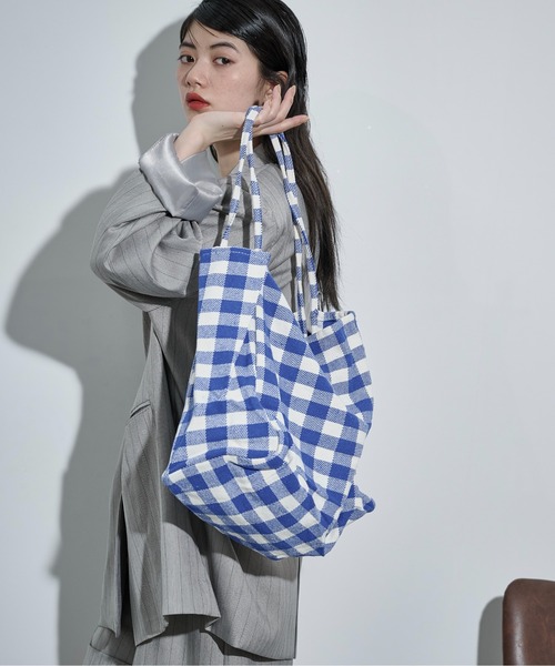 THE YOn（ザヨン）の「ギンガムチェックビッグトート（トートバッグ・レディース・ブルー/ブラック・FREE）」の22枚目の写真