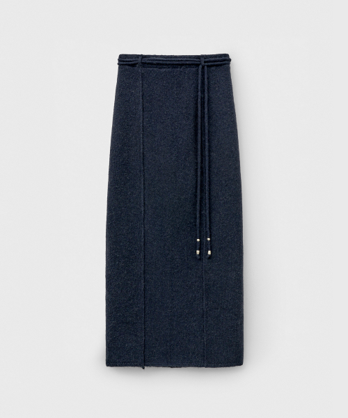 MONGDOL(モンドル)の「ストラップマキシウールニットスカートネイビーMDSK024NAVY(スカート・レディース・その他・MEDIUM/SMALL)」の4枚目の写真