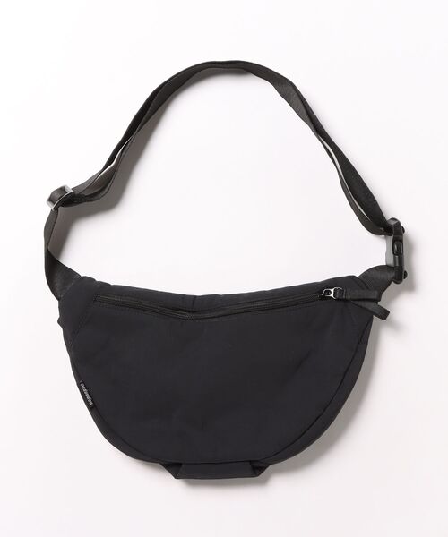 Sakka(サッカ)の「ダブルZIP ボディバッグ/ウエストバッグ(ボディバッグ/ウエストポーチ・レディース・ライトピンク/ブラック/オリーブ/ベージュ・FREE)」の12枚目の写真