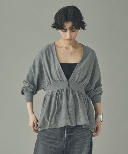 Curensology(カレンソロジー)の「Curensology(カレンソロジー)/ピンタックギャザーニットプルオーバー(ニット/セーター・レディース・クリーム/グレー/ブラック・FREE)」の4枚目の写真