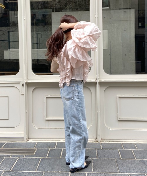 mic by Olu.（ミックバイオルドット）の「＜ ZOZOTOWN限定 ＞ラッフルシアーブラウス（シャツ/ブラウス・レディース・ピンク/オフホワイト・FREE）」の5枚目の写真
