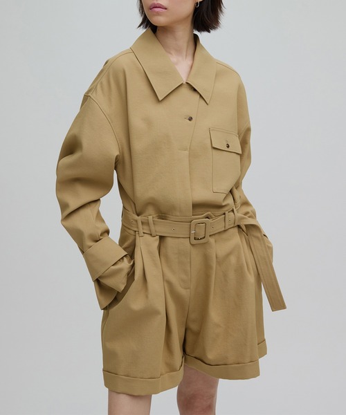 Ameri(アメリ)の「TRENCH LIKE SHORT ROMPERS(つなぎ/オールインワン・レディース・ベージュ/ネイビー・SMALL/MEDIUM)」の2枚目の写真