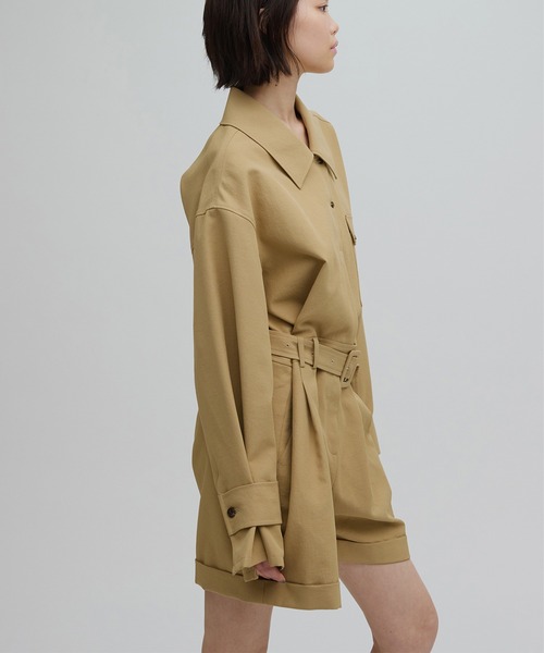 Ameri(アメリ)の「TRENCH LIKE SHORT ROMPERS(つなぎ/オールインワン・レディース・ベージュ/ネイビー・SMALL/MEDIUM)」の10枚目の写真