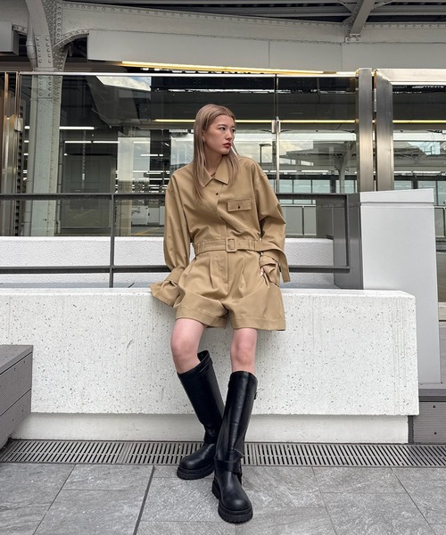 Ameri(アメリ)の「TRENCH LIKE SHORT ROMPERS(つなぎ/オールインワン・レディース・ベージュ/ネイビー・SMALL/MEDIUM)」の20枚目の写真