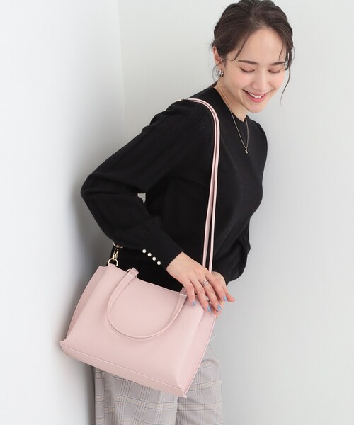 SHOO・LA・RUE（シューラルー）の「【軽量／2WAY】ふわっと軽いトートバッグ（トートバッグ・レディース・グレー/ブラック/ピンク系/ベージュ系4・00）」の4枚目の写真