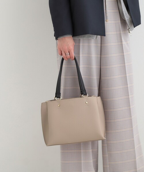 SHOO・LA・RUE（シューラルー）の「【軽量／2WAY】ふわっと軽いトートバッグ（トートバッグ・レディース・グレー/ブラック/ピンク系/ベージュ系4・00）」の22枚目の写真