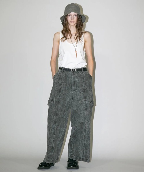 my beautiful landlet(マイビューティフルランドレット)の「【my beautiful landlet】 PIGMENT PRINT WASHED DENIM WIDE CARGO PANTS - black(その他パンツ・メンズ・ブラック・0/1/2)」の1枚目の写真
