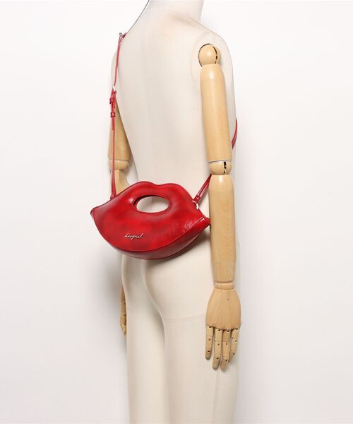 Desigual（デシグアル）の「【Desigual × Nicki Nicole】リップモチーフ レザー調ミディアムバッグ（ハンドバッグ・レディース・レッド・FREE）」の8枚目の写真