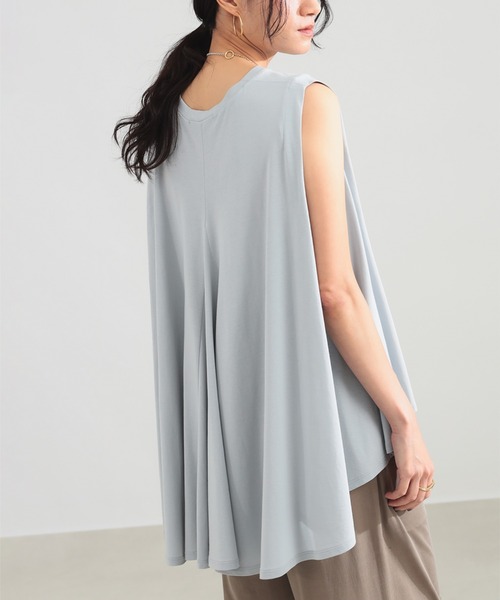 Demi-Luxe BEAMS（デミルクス ビームス）の「コットン バックフレア ノースリーブ プルオーバー［接触冷感］（Tシャツ/カットソー・レディース・ホワイト/チャコールグレー/サックスブルー・ONE SIZE）」の3枚目の写真