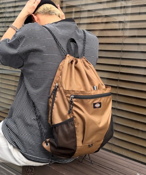 Dickies(ディッキーズ)の「【Dickies】ATHLETIC KNAPSACK/ディッキーズ アスレチック ナップサック(バックパック/リュック・メンズ・グレー/ネイビー/ベージュ/ブラック・FREE)」の8枚目の写真