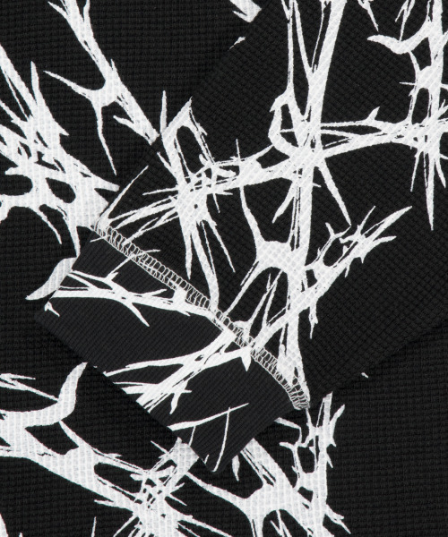 WKNDRS(ウィーキャンドース)の「THORNS LS T-SHIRT (BLACK)(Tシャツ/カットソー・レディース・その他・MEDIUM/LARGE/X-LARGE)」の4枚目の写真