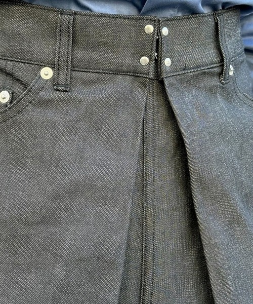 JOHN LAWRENCE SULLIVAN（ジョンローレンスサリバン）の「【JOHN LAWRENCE SULLIVAN】RIGID DENIM WIDE PANTS（デニムパンツ・メンズ・ブラック・46/44）」の4枚目の写真