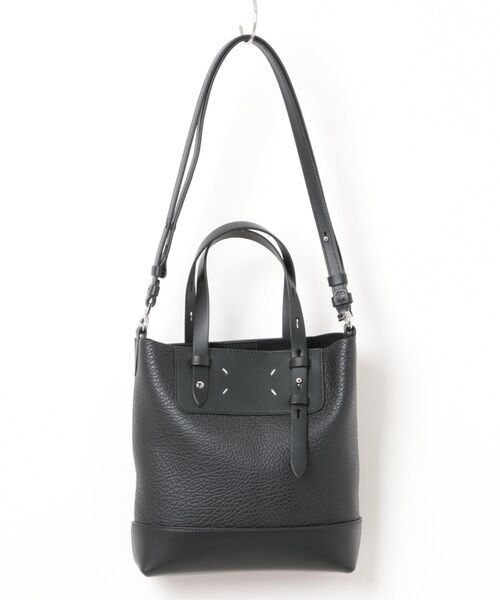 Maison Margiela(メゾンマルジェラ)の「Maison Margiela-women SHOPPING VERTICAL MINI(ショルダーバッグ・レディース・ブラック・FREE)」の2枚目の写真