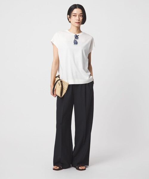 green label relaxing（グリーンレーベルリラクシング）の「グロッシー フレンチスリーブ Tシャツ 制菌（Tシャツ/カットソー・レディース・その他3/その他1/その他2/オフホワイト/ブラック・40/38）」の16枚目の写真