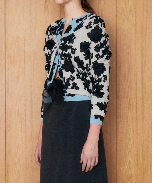 LE CIEL BLEU(ルシェルブルー)の「フラワージャカードカーディガン / Flower Jacquard Cardigan(ニット/セーター・レディース・ライトグリーン/ライトグレー/ライトブルー・36)」の6枚目の写真