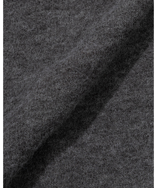 MOAA(モア)の「Gold Button Round-Neck Knit Cardigan (CHARCOAL)(カーディガン/ボレロ・レディース・その他・FREE)」の9枚目の写真