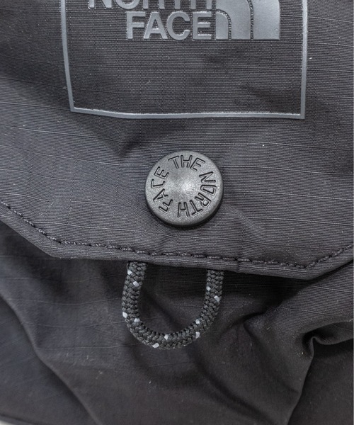 THE NORTH FACE(ザノースフェイス)の「【THE NORTH FACE/ザ・ノースフェイス】メンズ ユニセックス ボディバッグ バッグ(ボディバッグ/ウエストポーチ・メンズ・ブラック・FREE)」の8枚目の写真