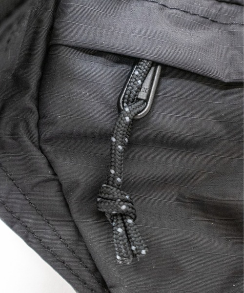 THE NORTH FACE(ザノースフェイス)の「【THE NORTH FACE/ザ・ノースフェイス】メンズ ユニセックス ボディバッグ バッグ(ボディバッグ/ウエストポーチ・メンズ・ブラック・FREE)」の9枚目の写真