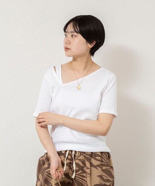 Rie Miller（リエミラー）の「ウォッシャブルアシンメトリー2WAYリブTシャツ（Tシャツ/カットソー・レディース・ホワイト/ベージュ/チャコールグレー・38）」の10枚目の写真