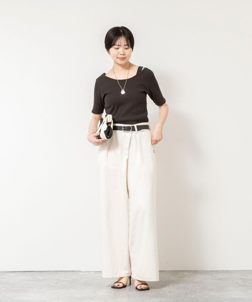 Rie Miller（リエミラー）の「ウォッシャブルアシンメトリー2WAYリブTシャツ（Tシャツ/カットソー・レディース・ホワイト/ベージュ/チャコールグレー・38）」の11枚目の写真