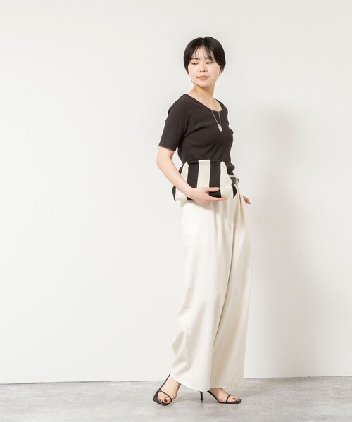 Rie Miller（リエミラー）の「ウォッシャブルアシンメトリー2WAYリブTシャツ（Tシャツ/カットソー・レディース・ホワイト/ベージュ/チャコールグレー・38）」の12枚目の写真