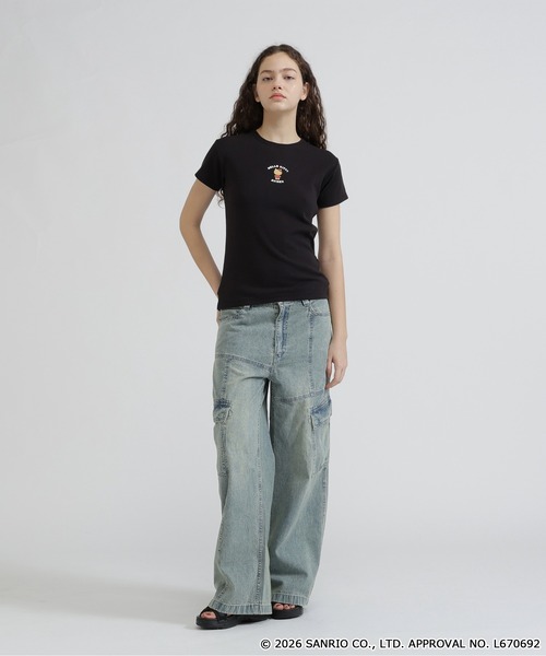 AVIREX(アヴィレックス)の「《AVIREX×HELLO KITTY》SHORT SLEEVE T-SHIRT(Tシャツ/カットソー・レディース・オフホワイト/ブラック・S/M)」の10枚目の写真