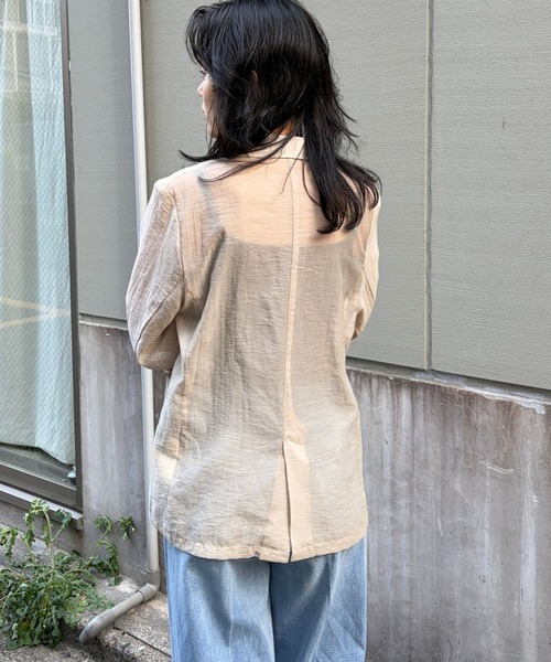 EMMA ROUGE VIF(エマルージュヴィフ)の「【一部店舗限定】シアーシングルジャケット/夏服/通勤/オフィスカジュアル/羽織/冷房対策(テーラードジャケット・レディース・ベージュ/ブラック・フリー)」の9枚目の写真