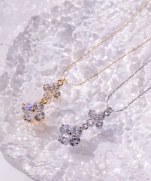 JILL by JILL STUART（ジルバイジルスチュアート）の「Cubicダブルクローバーネックレス（ネックレス）」