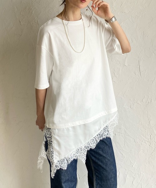 She's Closet(シーズクローゼット)の「アシンメトリー 裾サテンレース ドッキング 半袖Tシャツ レイヤード インナー トップス(Tシャツ/カットソー・レディース・ブラック/ホワイト・FREE)」の1枚目の写真