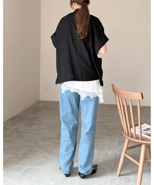 She's Closet(シーズクローゼット)の「アシンメトリー 裾サテンレース ドッキング 半袖Tシャツ レイヤード インナー トップス(Tシャツ/カットソー・レディース・ブラック/ホワイト・FREE)」の15枚目の写真