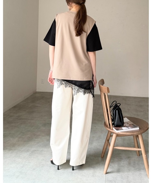 She's Closet(シーズクローゼット)の「アシンメトリー 裾サテンレース ドッキング 半袖Tシャツ レイヤード インナー トップス(Tシャツ/カットソー・レディース・ブラック/ホワイト・FREE)」の7枚目の写真