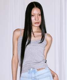 V NECK BUTTON SLEEVELESS [GREY]
