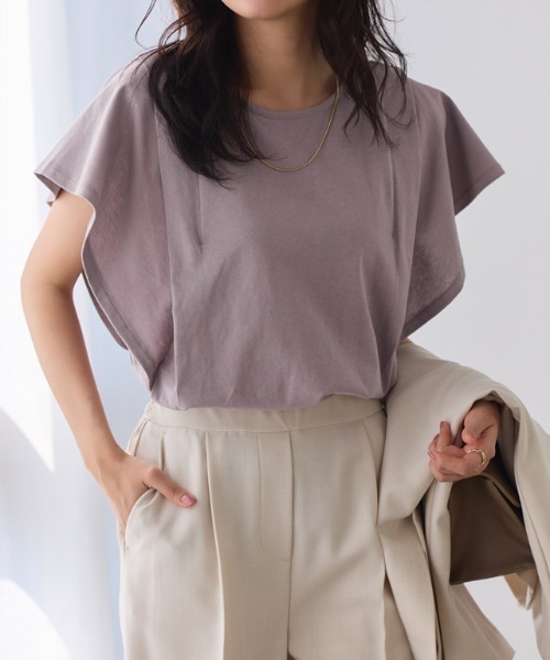 Pierrot(ピエロ)の「汗ジミ防止 二の腕すっきり 脇見えカバー フレア袖Tシャツ(Tシャツ/カットソー・レディース・ブルー系その他/ラベンダー/ネイビー/ロイヤルブルー/杢グレー/オフホワイト・M/LL/L)」の6枚目の写真