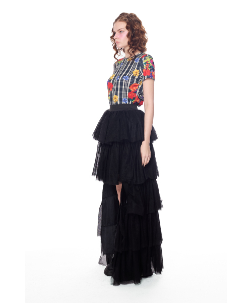 GREEDILOUS(グリディアス)の「Lace Tiered Ruffle long skirt(スカート・レディース・その他・X-SMALL/SMALL/MEDIUM/LARGE)」の3枚目の写真