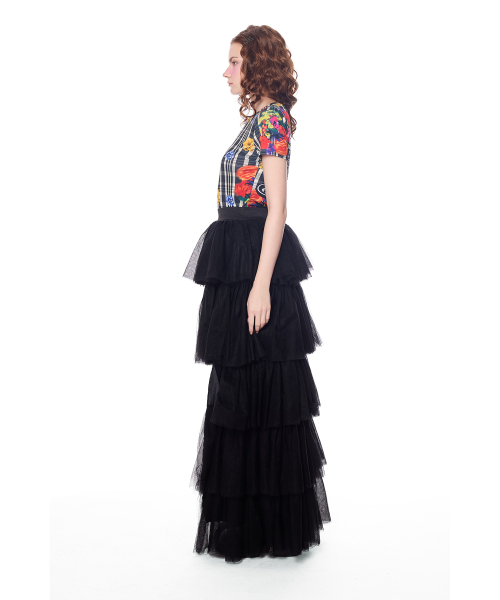 GREEDILOUS(グリディアス)の「Lace Tiered Ruffle long skirt(スカート・レディース・その他・X-SMALL/SMALL/MEDIUM/LARGE)」の4枚目の写真