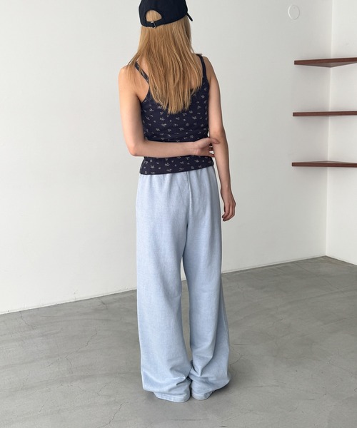 CANAL JEAN(キャナルジーン)の「Lakey Park ピグメントスウェットパンツ(スウェットパンツ・レディース・サックスブルー/ベージュ・ONE SIZE)」の4枚目の写真