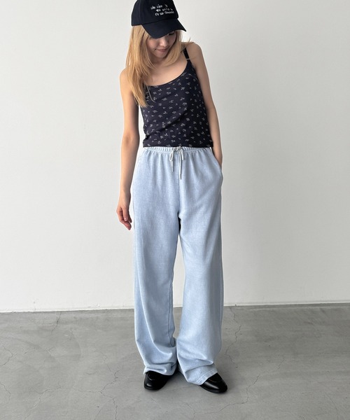 CANAL JEAN(キャナルジーン)の「Lakey Park ピグメントスウェットパンツ(スウェットパンツ・レディース・サックスブルー/ベージュ・ONE SIZE)」の5枚目の写真