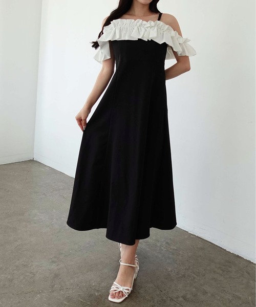 SOELA(ソエラ)の「【INGNI SOELA】フリルバックレースアップワンピース/WEB限定(ワンピース・レディース・ベージュ/ブラック・M)」の3枚目の写真