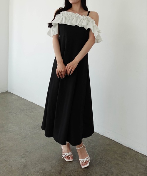 SOELA(ソエラ)の「【INGNI SOELA】フリルバックレースアップワンピース/WEB限定(ワンピース・レディース・ベージュ/ブラック・M)」の11枚目の写真
