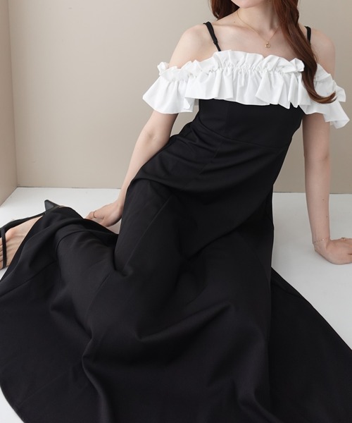 SOELA(ソエラ)の「【INGNI SOELA】フリルバックレースアップワンピース/WEB限定(ワンピース・レディース・ベージュ/ブラック・M)」の4枚目の写真