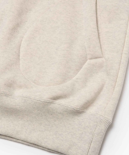 MR.OLIVE(ミスターオリーブ)の「CLASSIC AZUMA FLEECE / HAND WARMER POCKET HOODIE /M263125(パーカー・メンズ・グレー/ブラック/オートミール・MEDIUM/LARGE)」の19枚目の写真