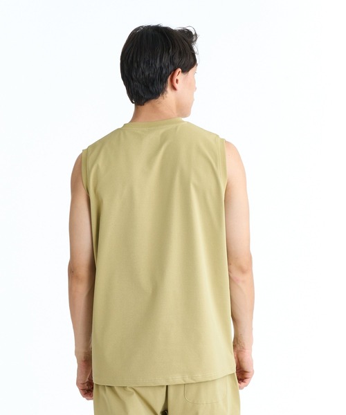 REEF（リーフ）の「REEF 1POINT LOGO RASH TANK ラッシュタンクトップ / 別売りセットアップ対応【2026年春夏モデル】/リーフストレッチuvカットノースリーブ（タンクトップ・メンズ・カーキ/ブラック/ホワイト・MEDIUM/LARGE/X-LARGE/SMALL）」の6枚目の写真