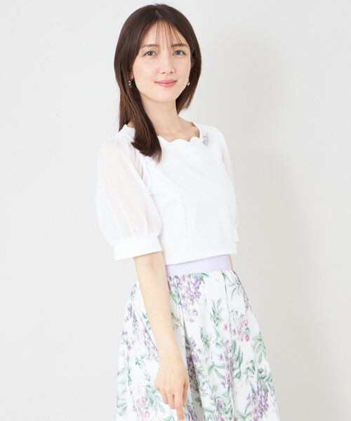 TO BE CHIC(トゥー ビー シック)の「スカラップ×シアースリーブ プルオーバー(Tシャツ/カットソー・レディース・ピンク系その他2/パープル系その他4/ベージュ系その他/オフホワイト/ブラック・40/42)」の1枚目の写真