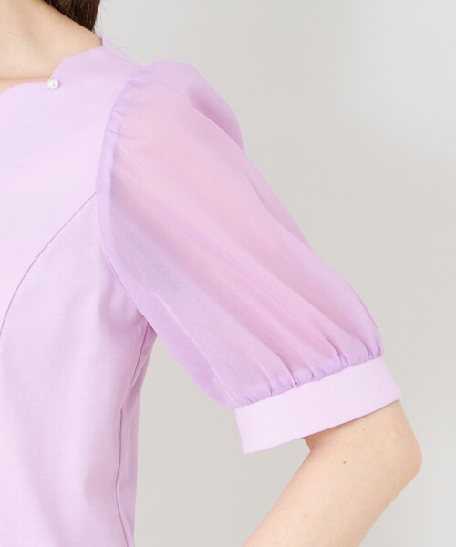 TO BE CHIC(トゥー ビー シック)の「スカラップ×シアースリーブ プルオーバー(Tシャツ/カットソー・レディース・ピンク系その他2/パープル系その他4/ベージュ系その他/オフホワイト/ブラック・40/42)」の18枚目の写真