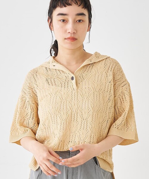 collex(コレックス)の「レーシー柄ニットポロ/透かし編み・サマーニット(ポロシャツ・レディース・ブラック/ベージュ/グレー・フリー)」の1枚目の写真