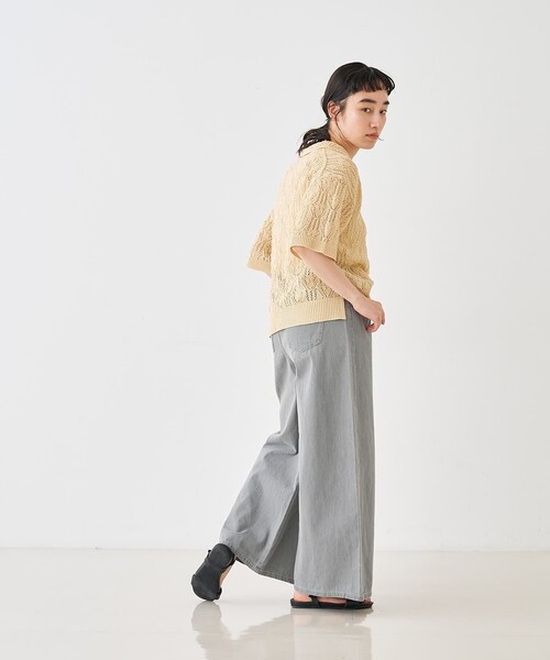 collex(コレックス)の「レーシー柄ニットポロ/透かし編み・サマーニット(ポロシャツ・レディース・ブラック/ベージュ/グレー・フリー)」の7枚目の写真