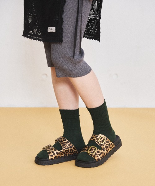 MIRROR STOKE(ミラーストーク)の「【ZOZO限定/追加】BUCKLE SANDAL/バックルサンダル(サンダル・レディース・レオパード/ブラック・MEDIUM/LARGE)」の3枚目の写真